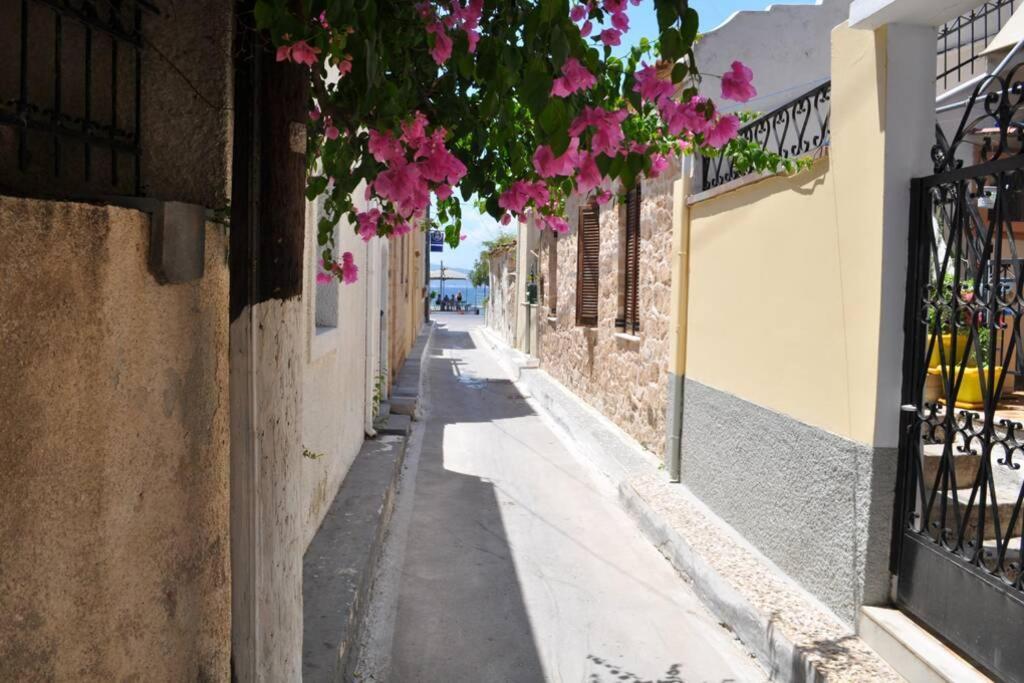 Κέντρο Αίγινα Ήσυχη Κατοικία90Τμ Δίπλα Στη Θάλασσα Exteriér fotografie